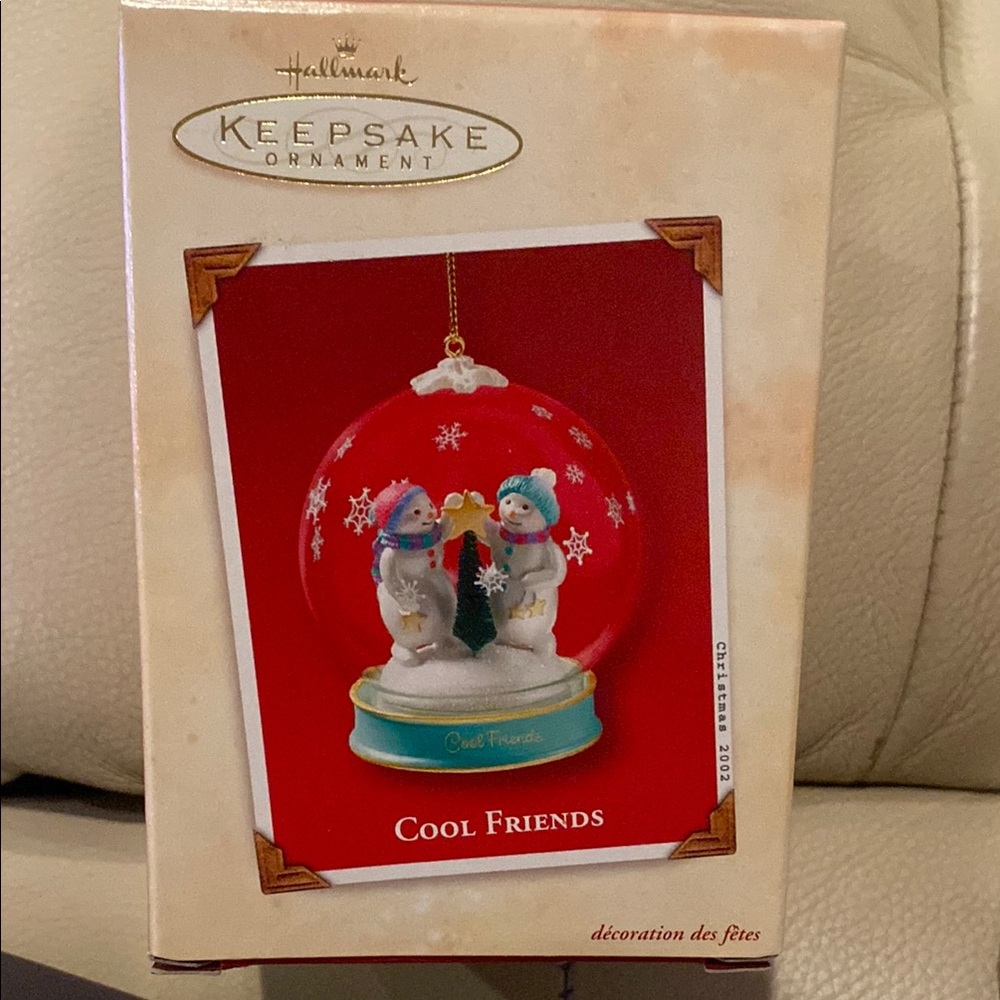 Hallmark Keepsake Ornament - Snowman Duo in Red and White Cool Friends